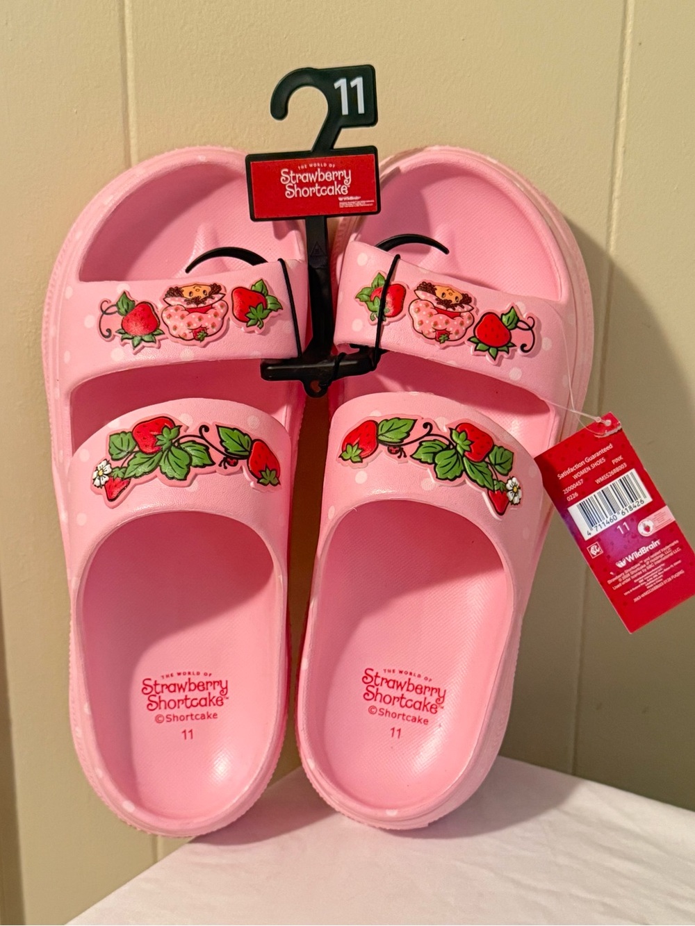 Strawberry Shortcake Pink Slide Sandals for women’s Size 11